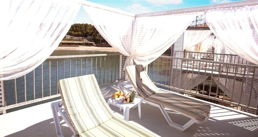 Adin Beach Hotel