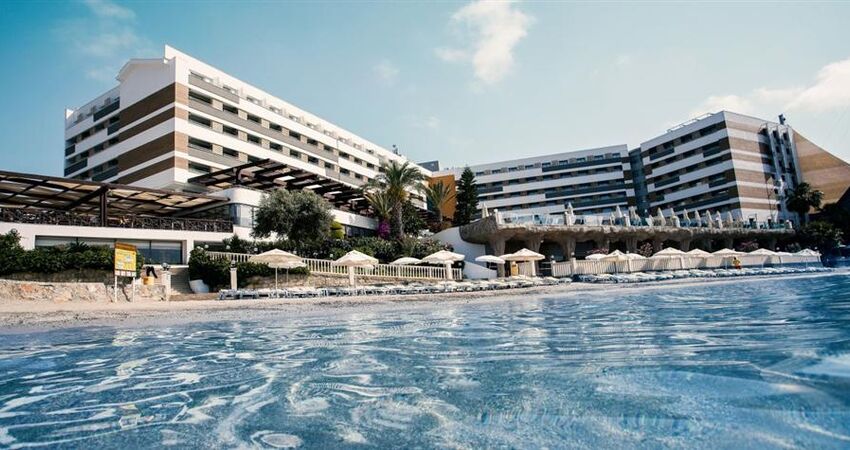 Adin Beach Hotel