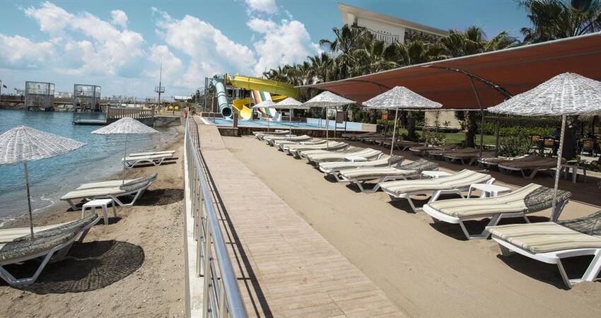 Adin Beach Hotel