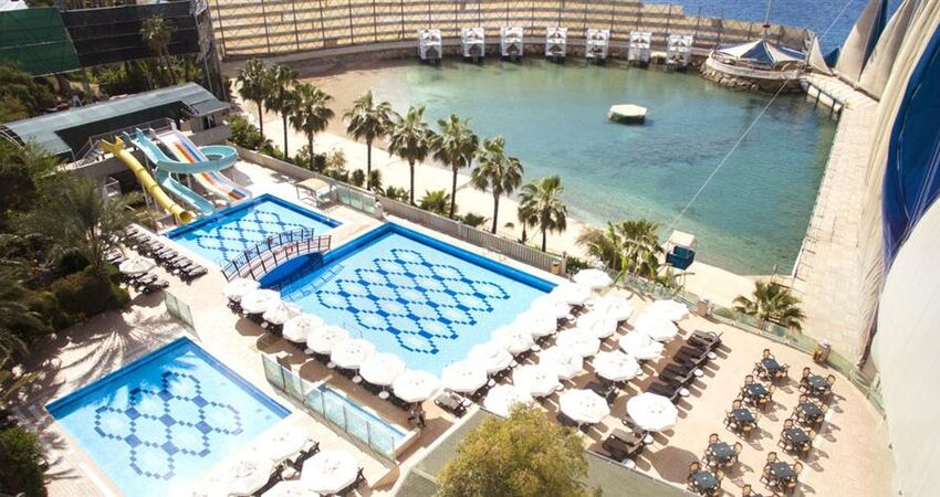 Adin Beach Hotel