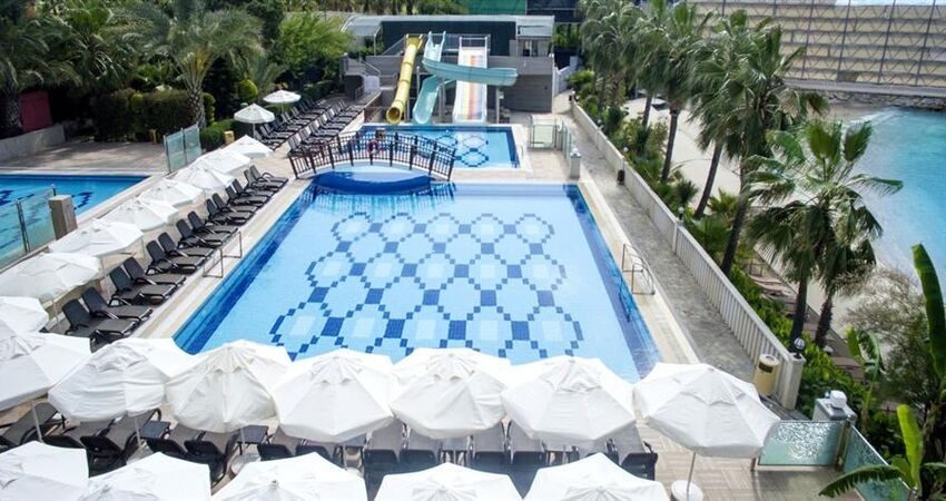 Adin Beach Hotel