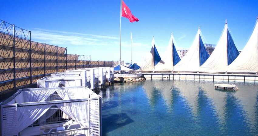 Adin Beach Hotel