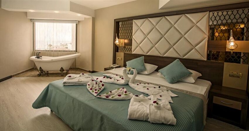 Adin Beach Hotel