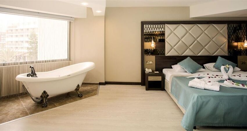 Adin Beach Hotel
