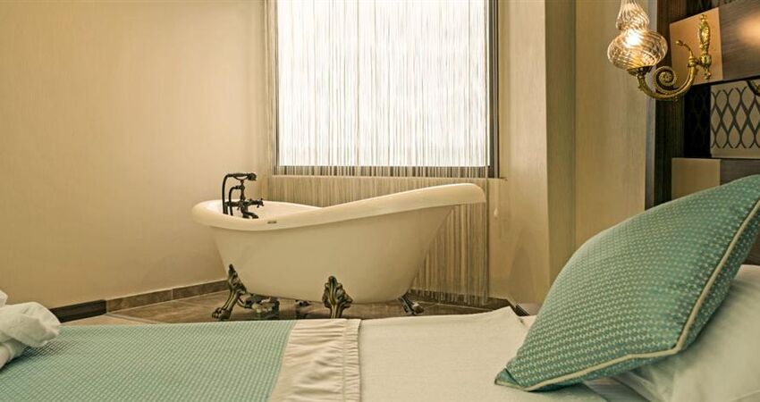 Adin Beach Hotel