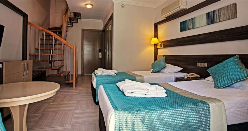 Adin Beach Hotel