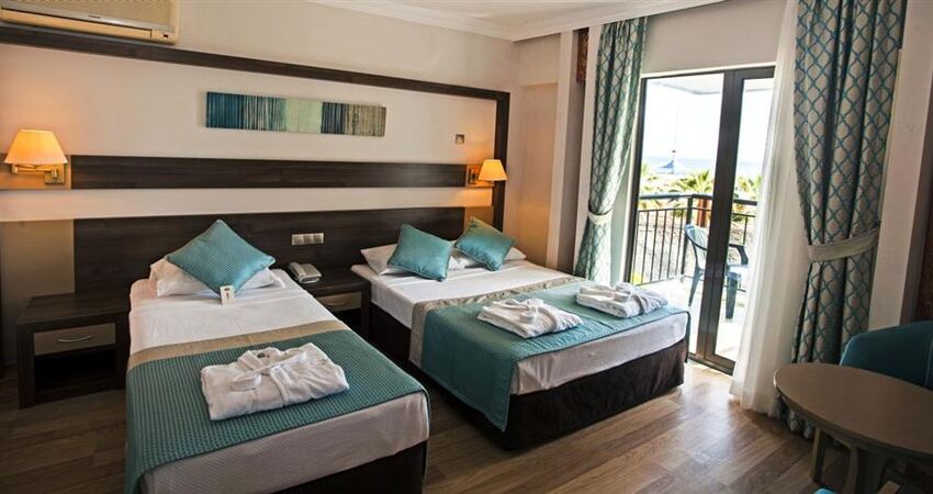 Adin Beach Hotel