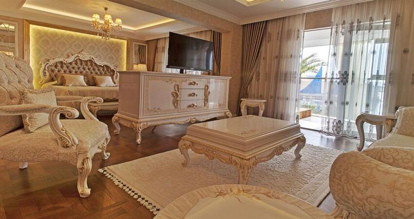 Adin Beach Hotel