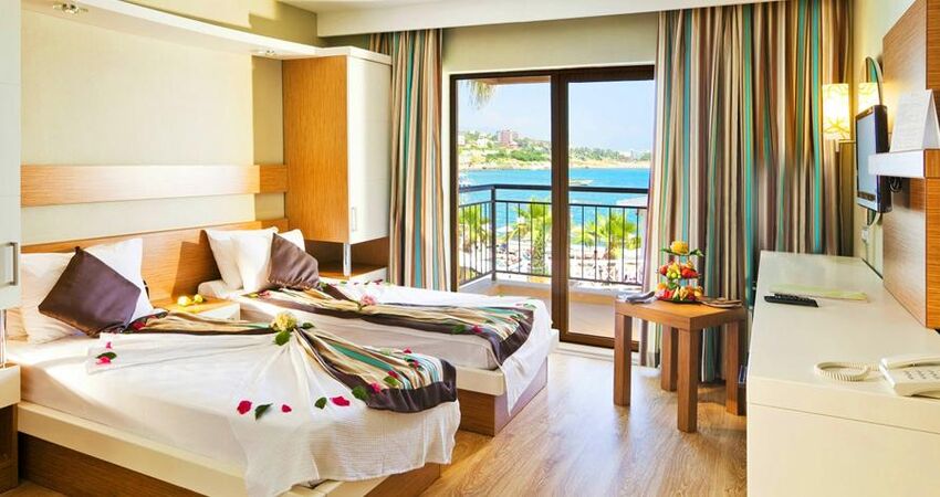 Adin Beach Hotel